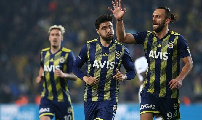 Fenerbahçe'de Konya maçına bambaşka kadro