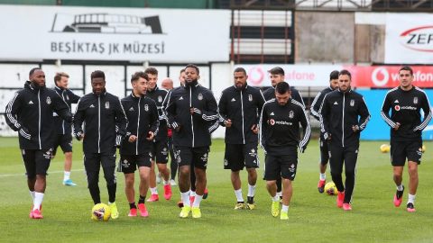 Son dakika | Beşiktaş Ümraniye`de idmanlara başladı